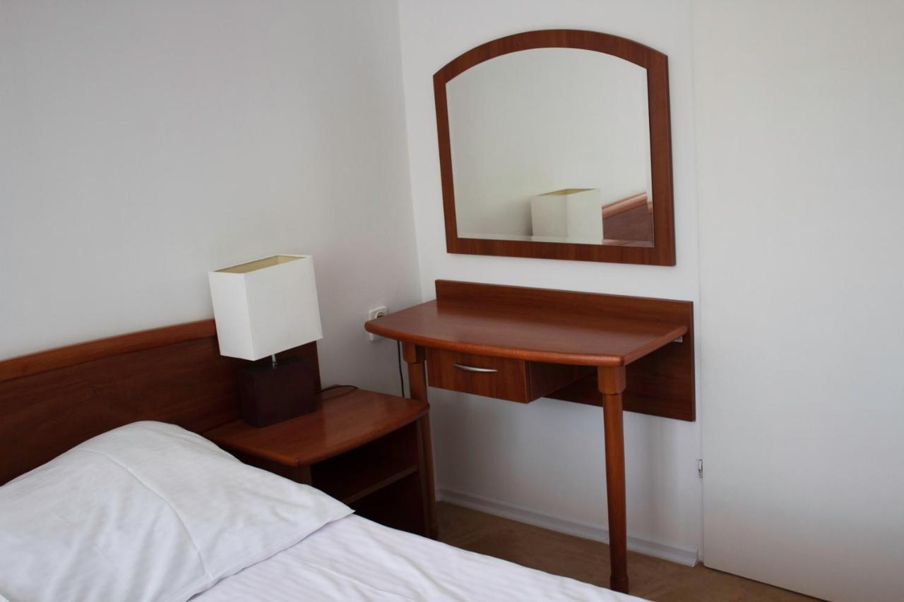 Iwonicz-Zdrój Elita Hotel & Restauracja מראה חיצוני תמונה