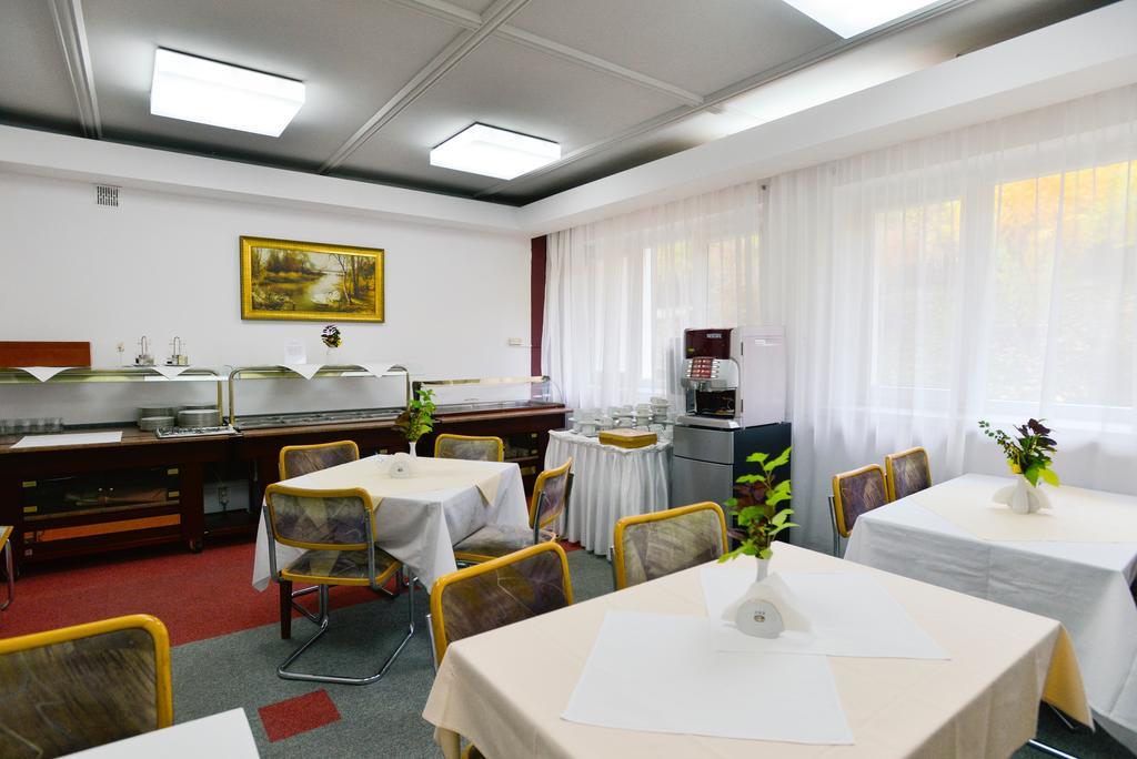 Iwonicz-Zdrój Elita Hotel & Restauracja מראה חיצוני תמונה
